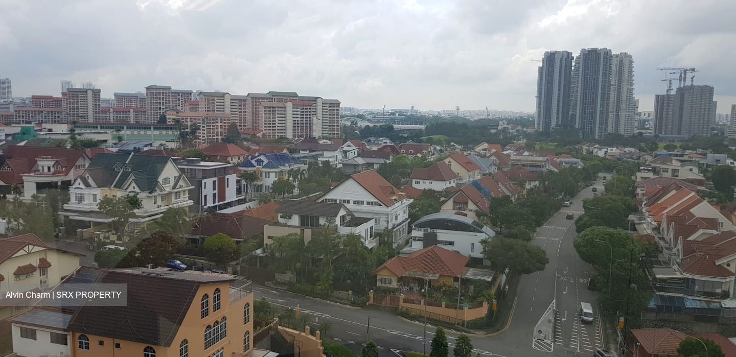 One Pemimpin (D20), Office #441829911